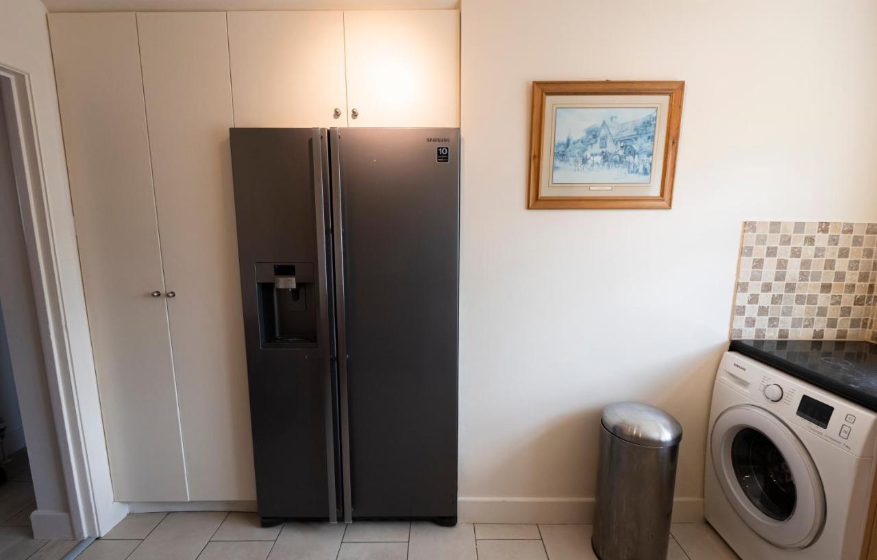 19 Shrewsbury Walk Apartment Айсълуърт Екстериор снимка