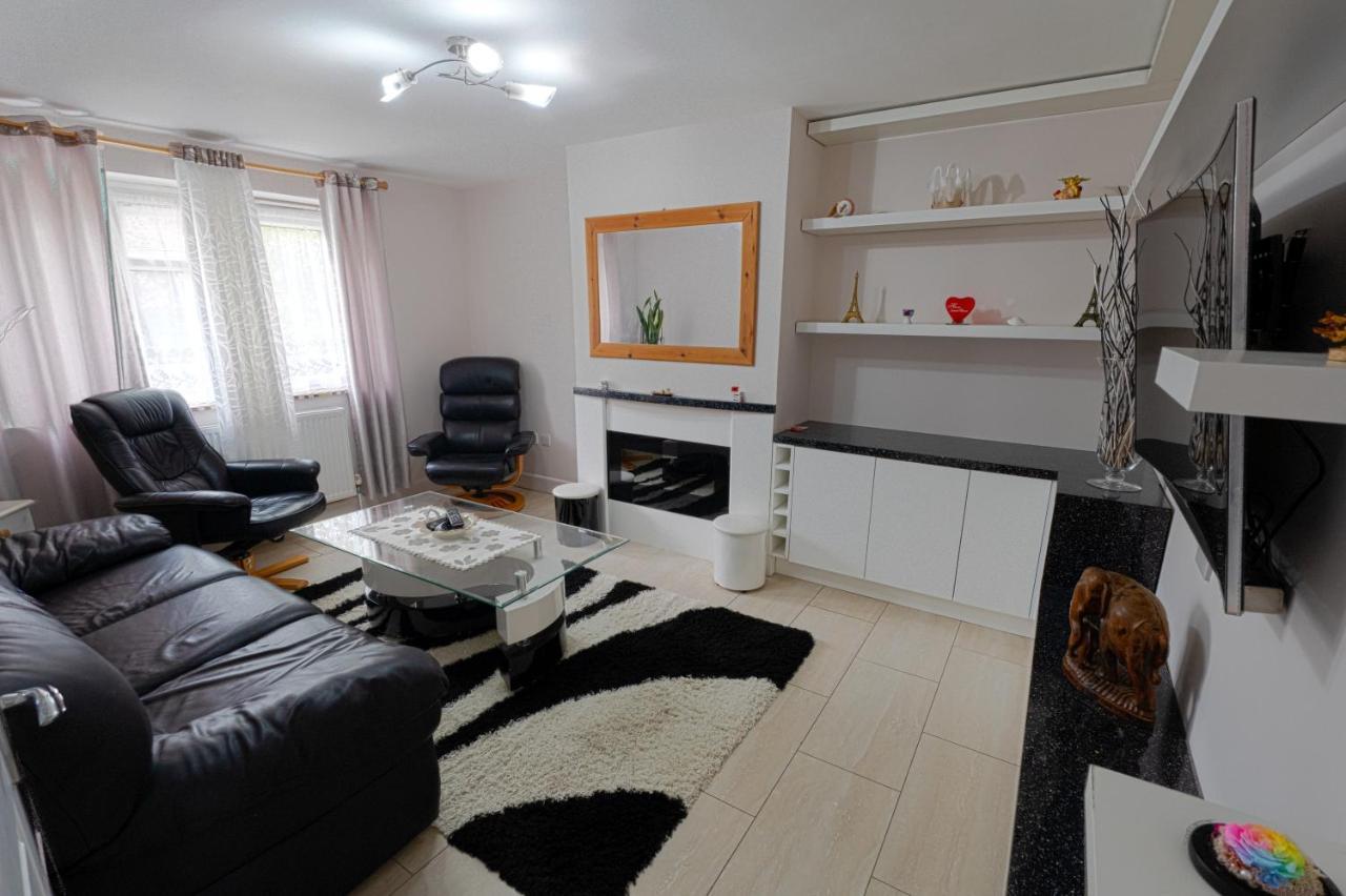 19 Shrewsbury Walk Apartment Айсълуърт Екстериор снимка